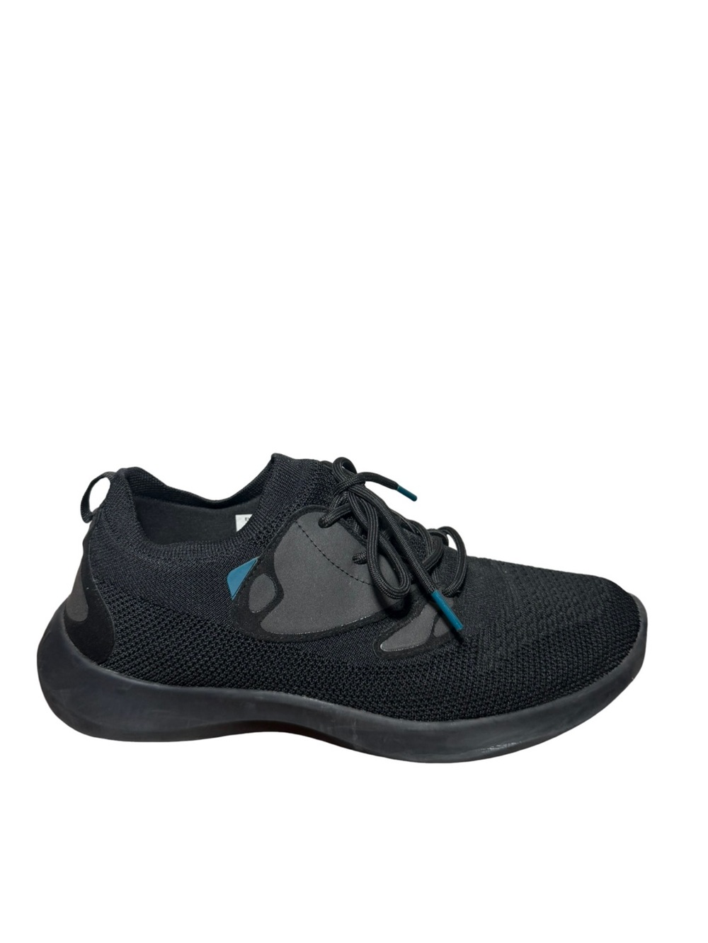 Men's Black Vessi everyday Athletic Shoe size 10